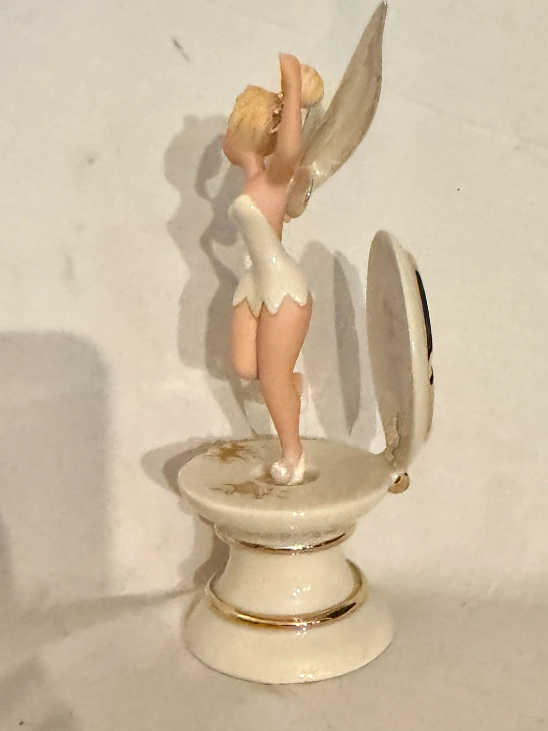 Disney Showcase Collection Tinker Bell Figurine - photo 4