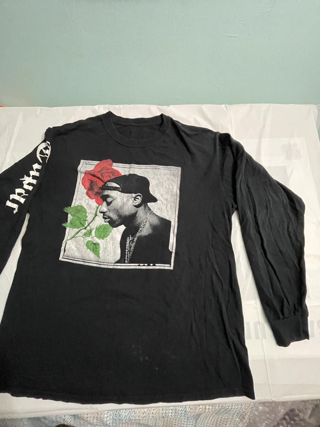Tupac Graphic Long Sleeve Shirt - photo 3