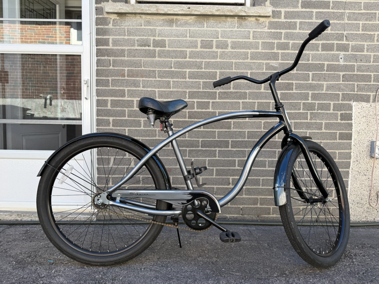 Schwinn Tornado Cruiser Bicycle - photo 2