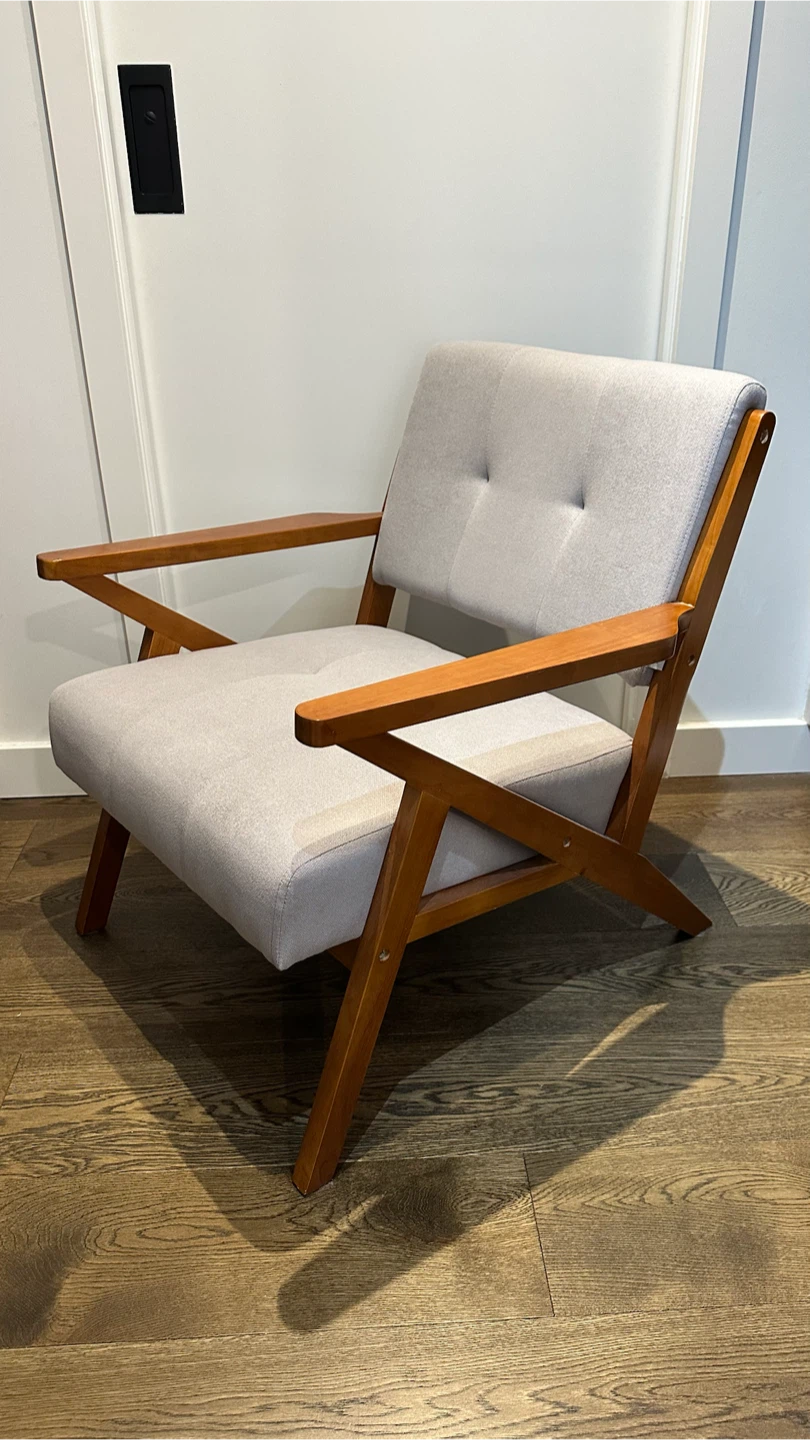 Armchair, Mid-Century Style – New!