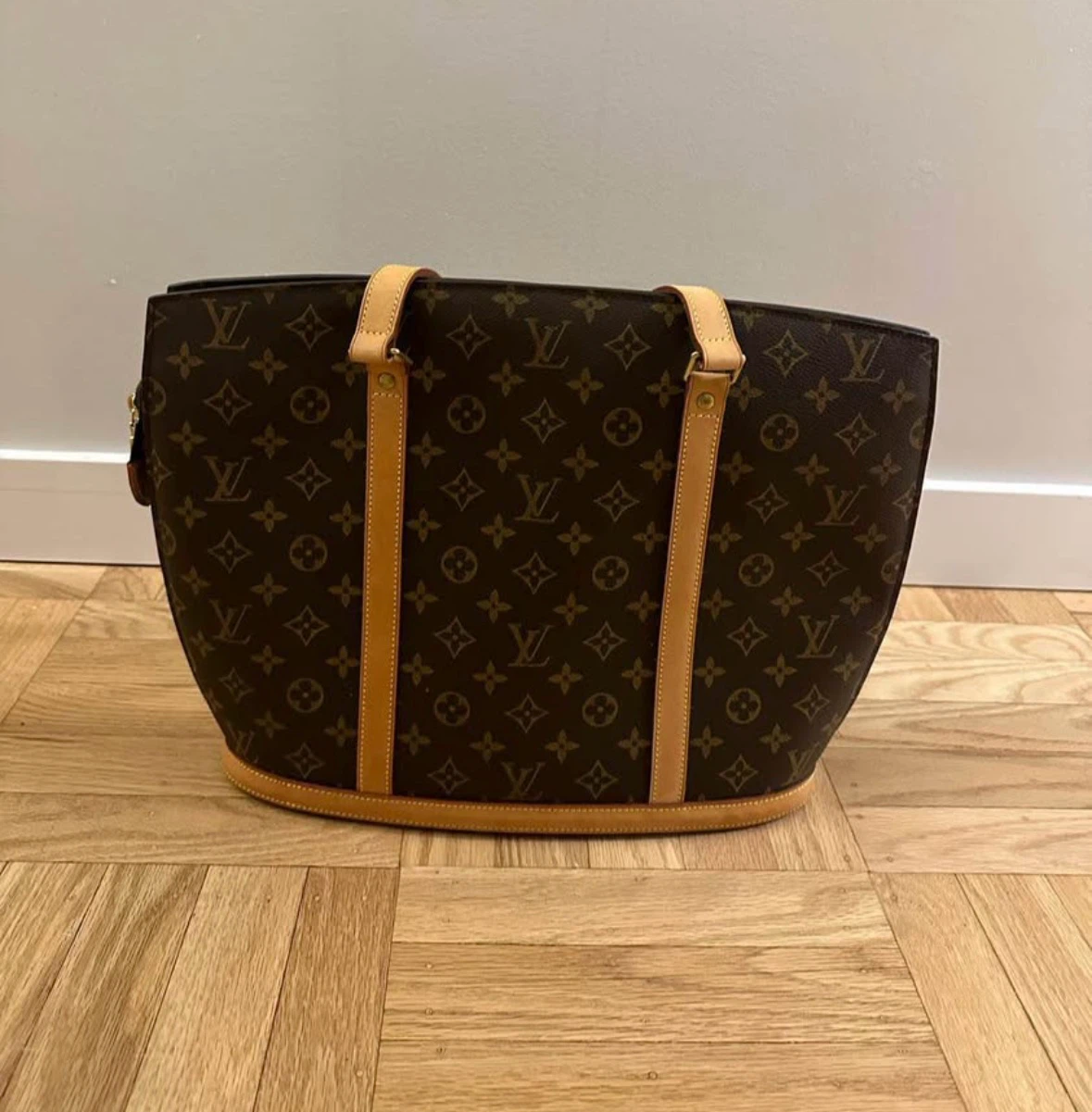 Louis Vuitton Monogram Tote - photo 2