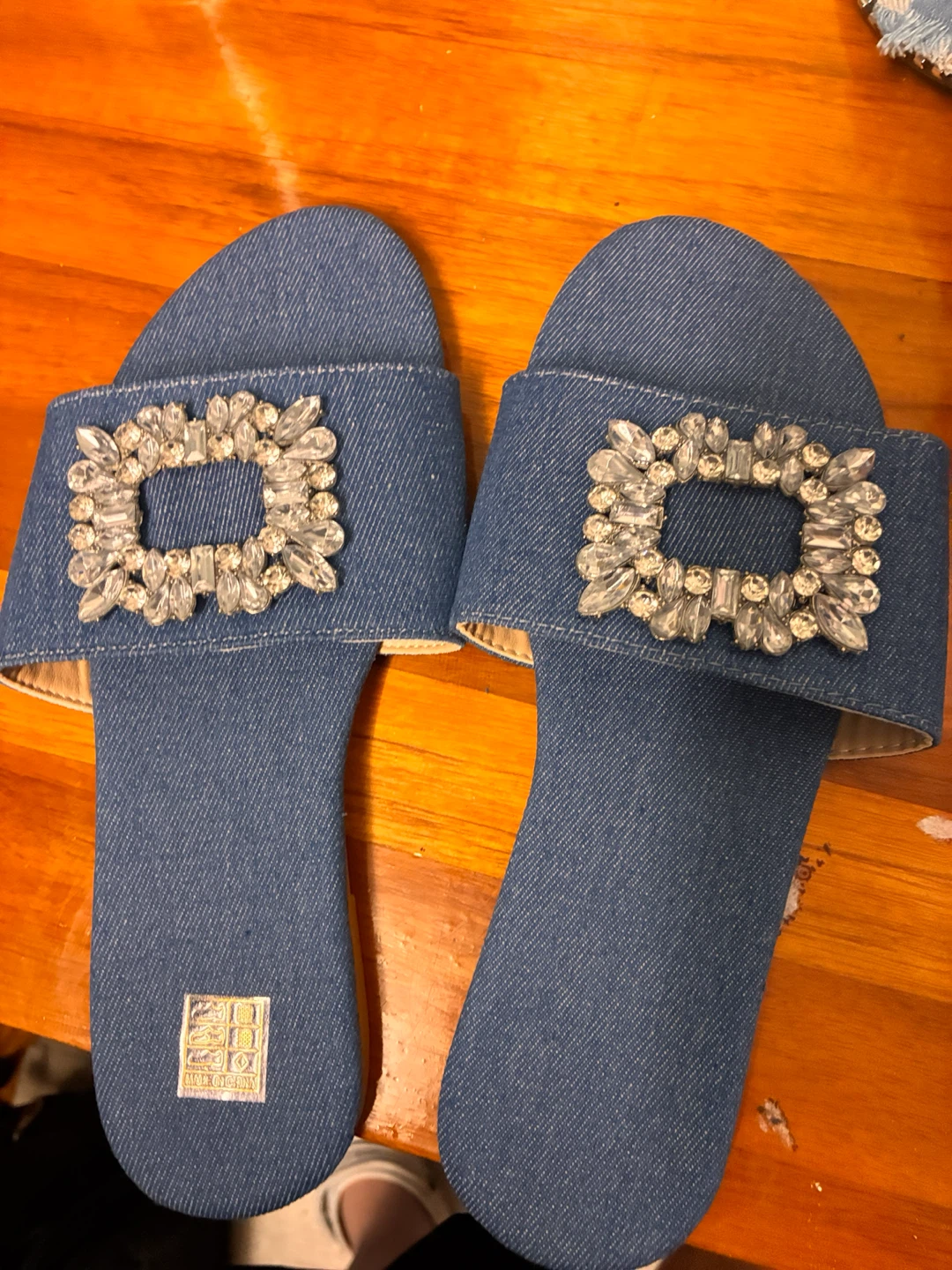Set of Four Pairs of Stylish Women's Sandals - photo 2