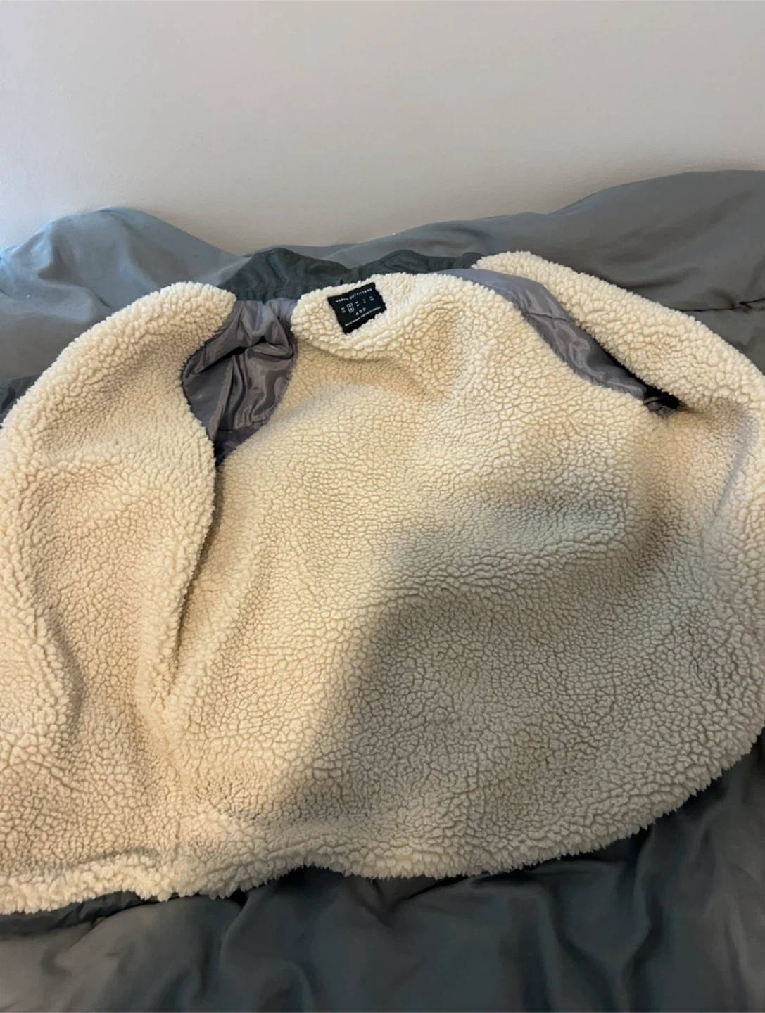Urban Outfitters Sherpa Lined Jacket - photo 2