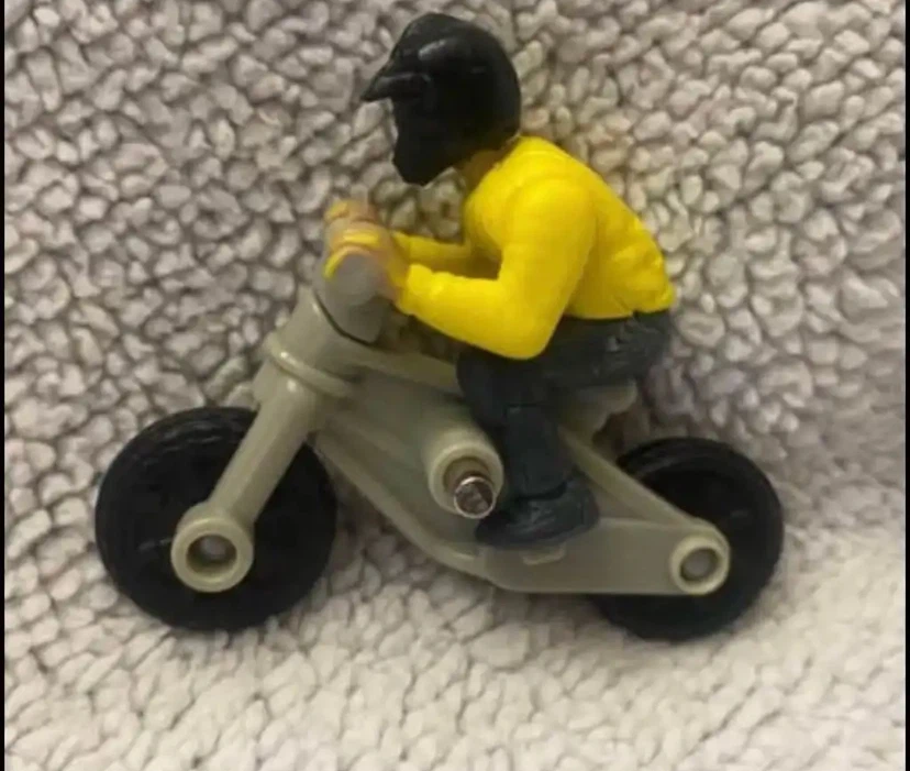 Vintage 2000s Toy Vehicle Lot - photo 2