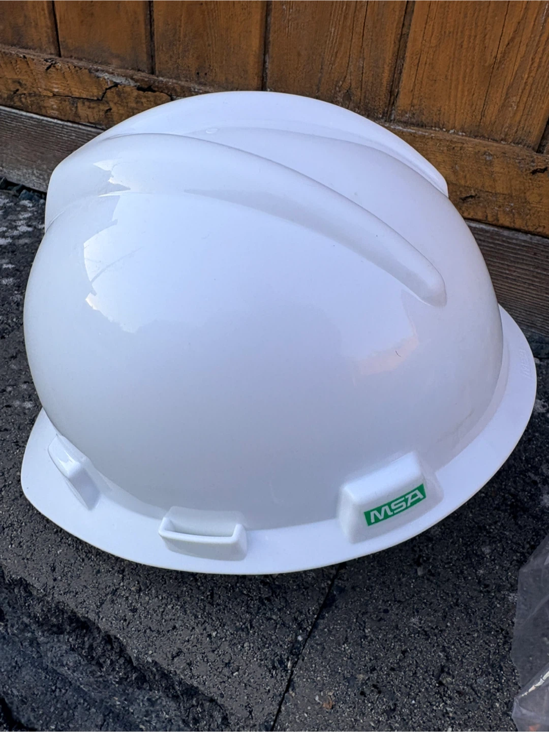 Brand New MSA V-Gard White Hard Hat