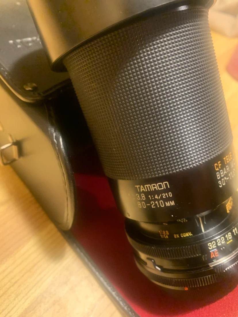 Tamron 80-210mm CF Tele Macro Lens - photo 3