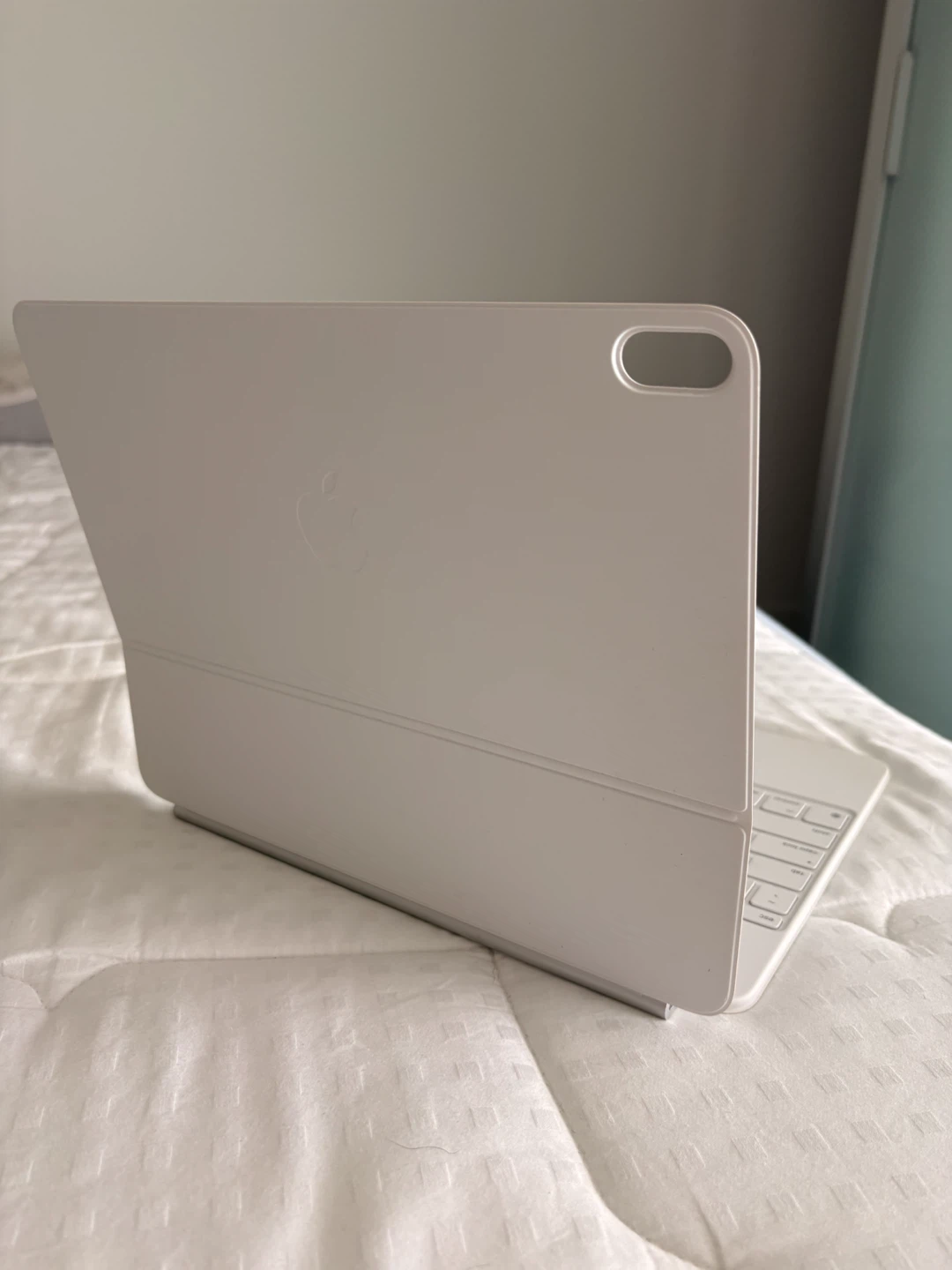 Apple Magic Keyboard for iPad Air 13-inch - photo 2