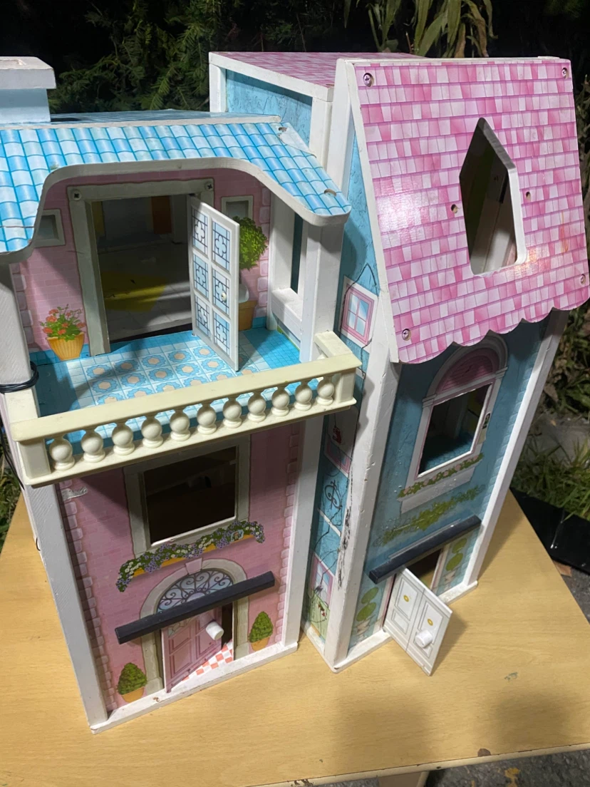 Wooden Dollhouse including  (table) - photo 3