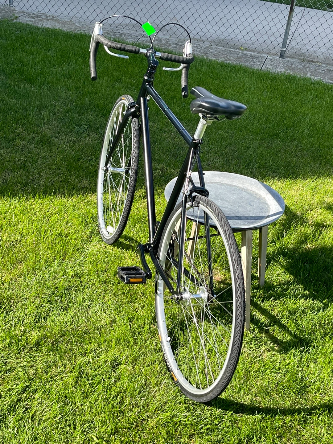 22 inch Hybrid Road Bike - photo 4
