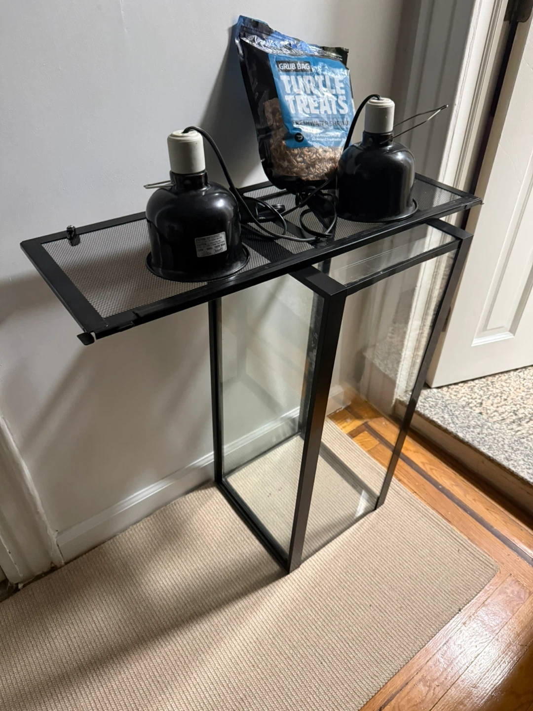 Fish tank / reptile tank