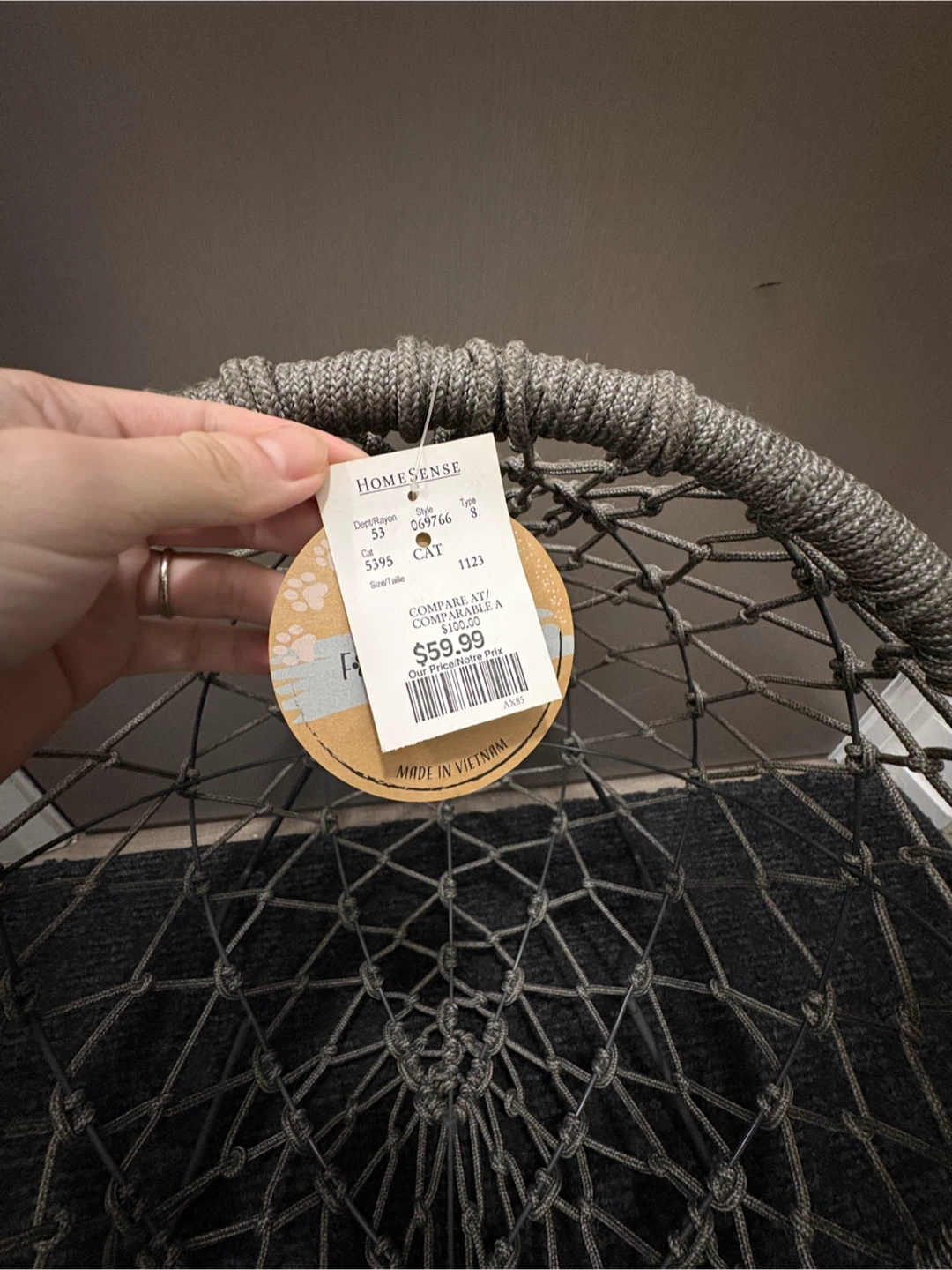 HomeSense Woven Pet Bed New - photo 3