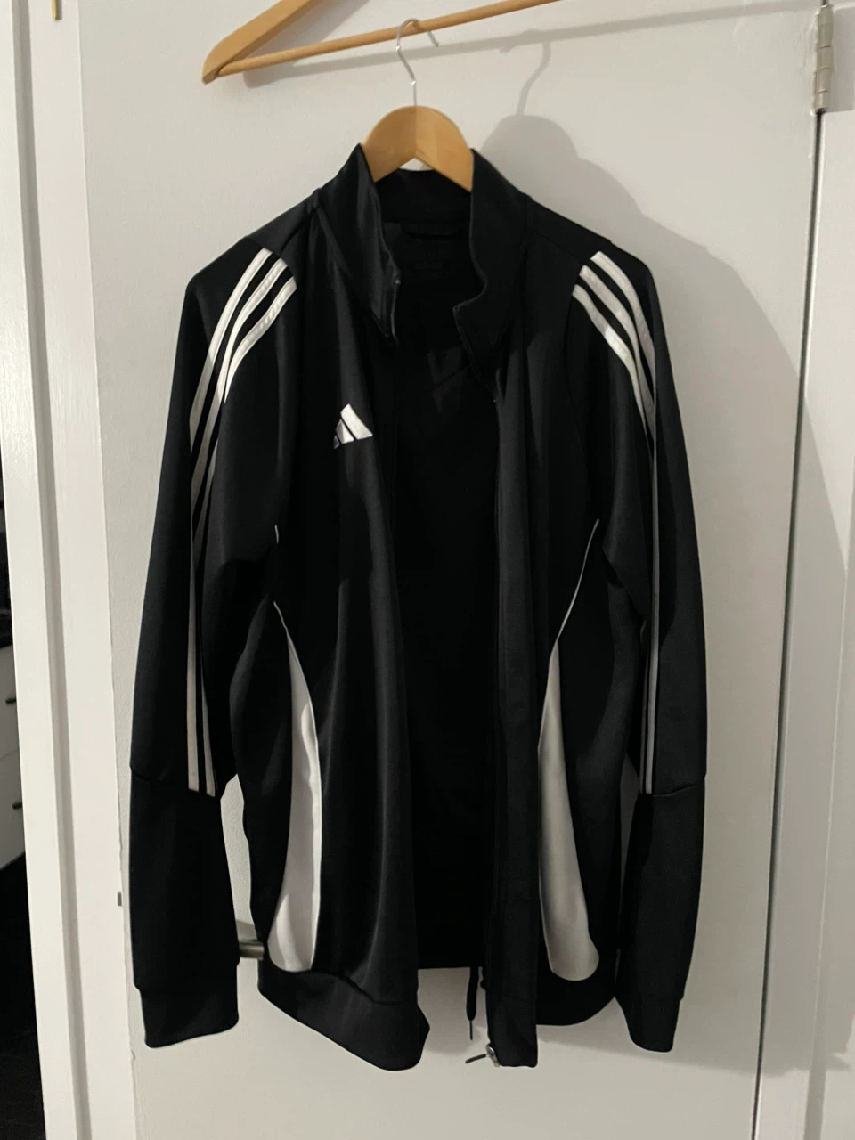 Adidas Black and White Tracksuit Set - photo 3