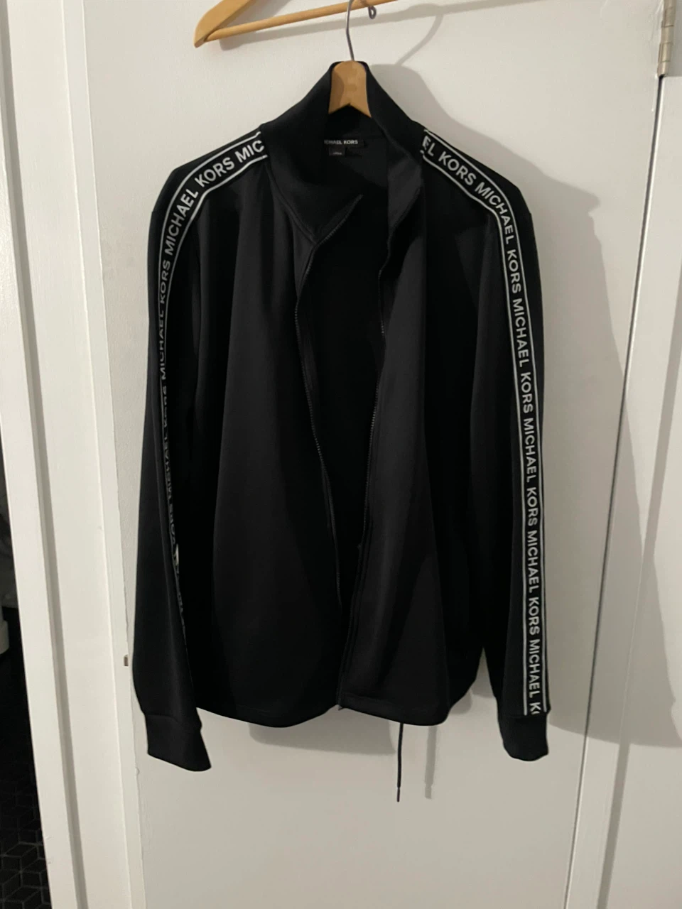 Michael Kors Tracksuit Set - photo 4