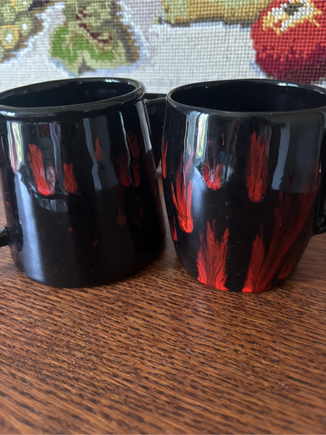 1970s Retro Red Flame Ceramic Creamer & Mug Set - photo 4