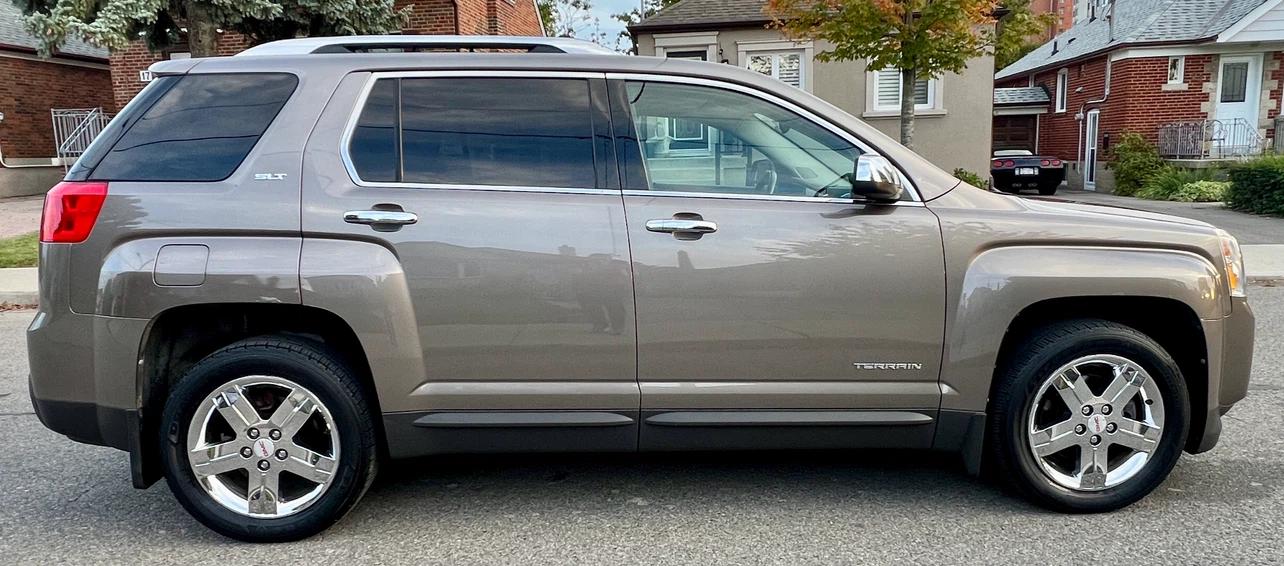 2012 GMC Terrain slt-2 Awd rare Denali pkg - photo 2