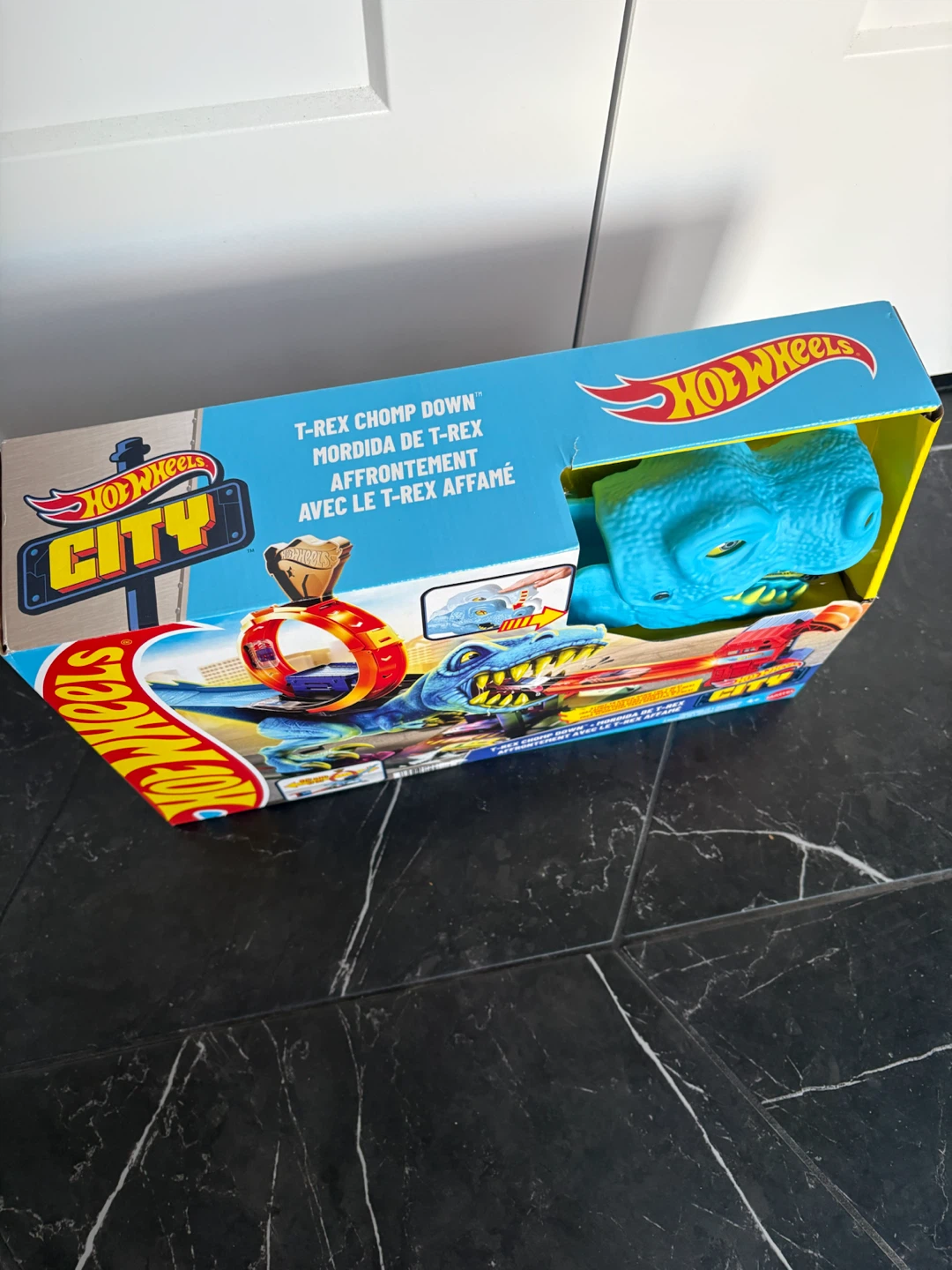 Hot Wheels City T- Rex Chomp Down - photo 4