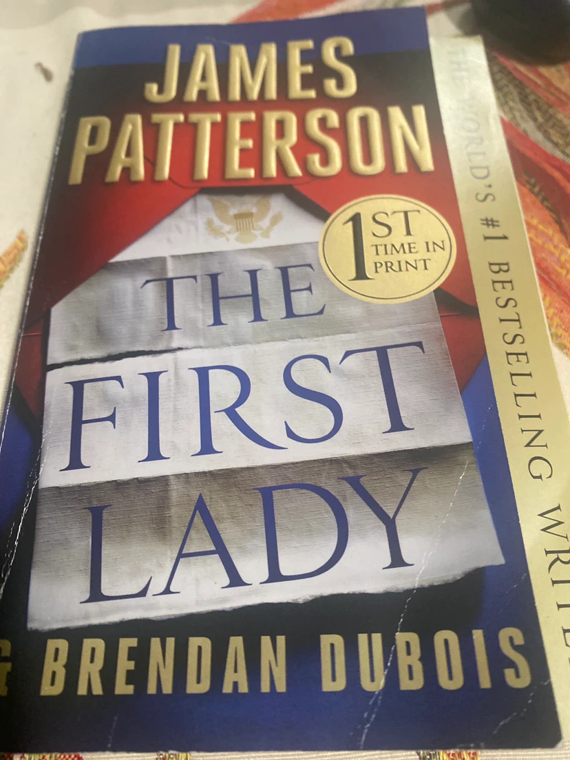 3 James Patterson novels - photo 2