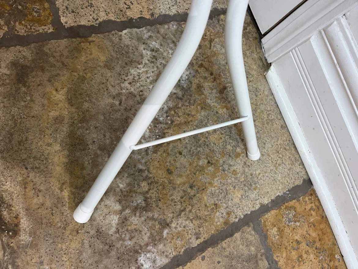 Ikea “Ruter” - 3/4 Length Ironing Board - photo 2