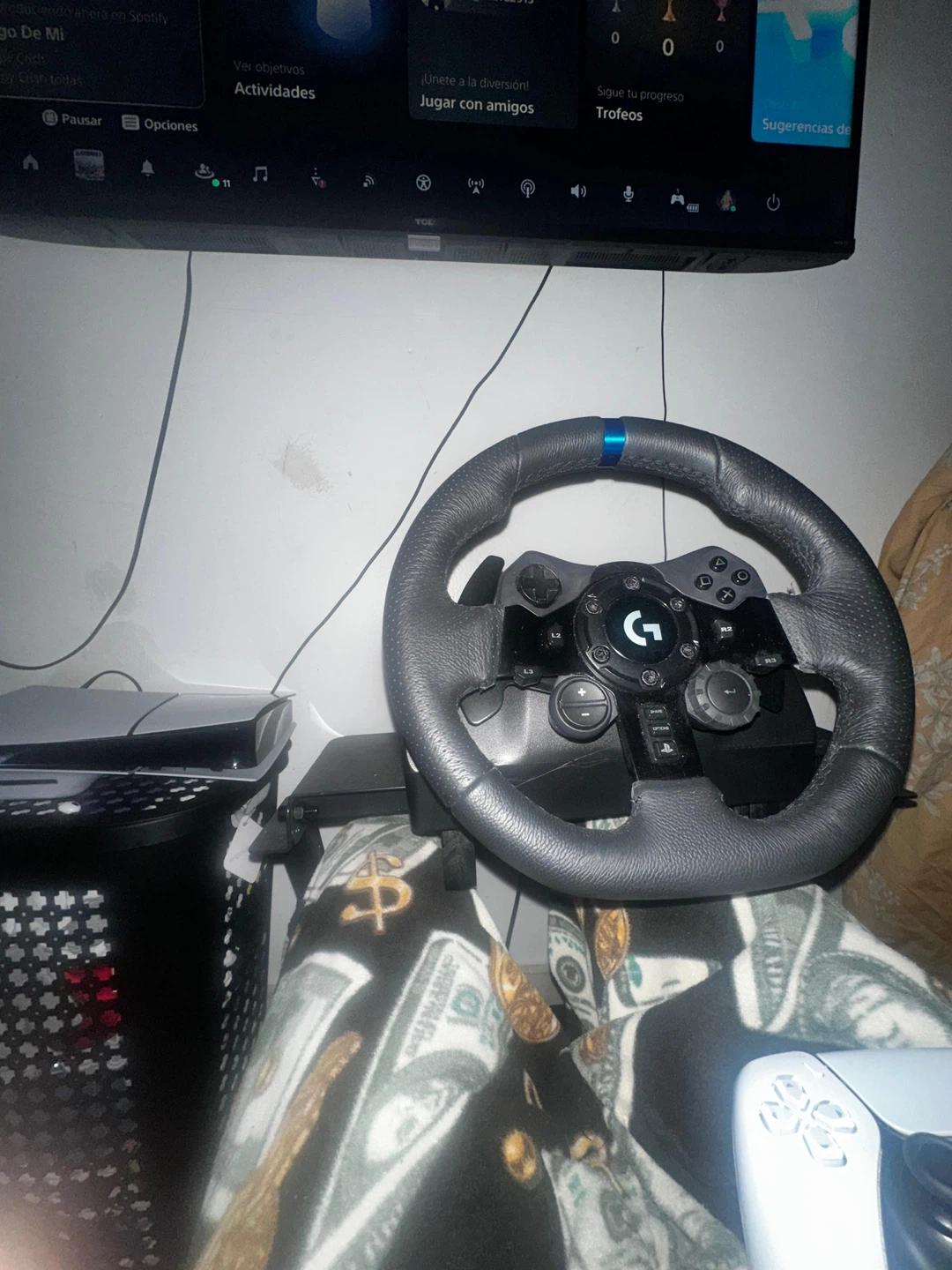 GTPlayer Racing Simulator Cockpit with Logitech Wheel