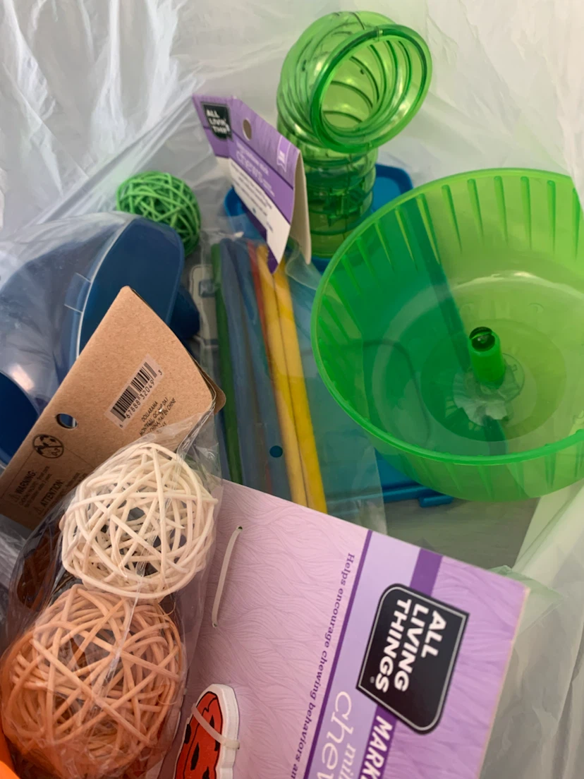 Small Animal Habitat Accessories Bundle - photo 2