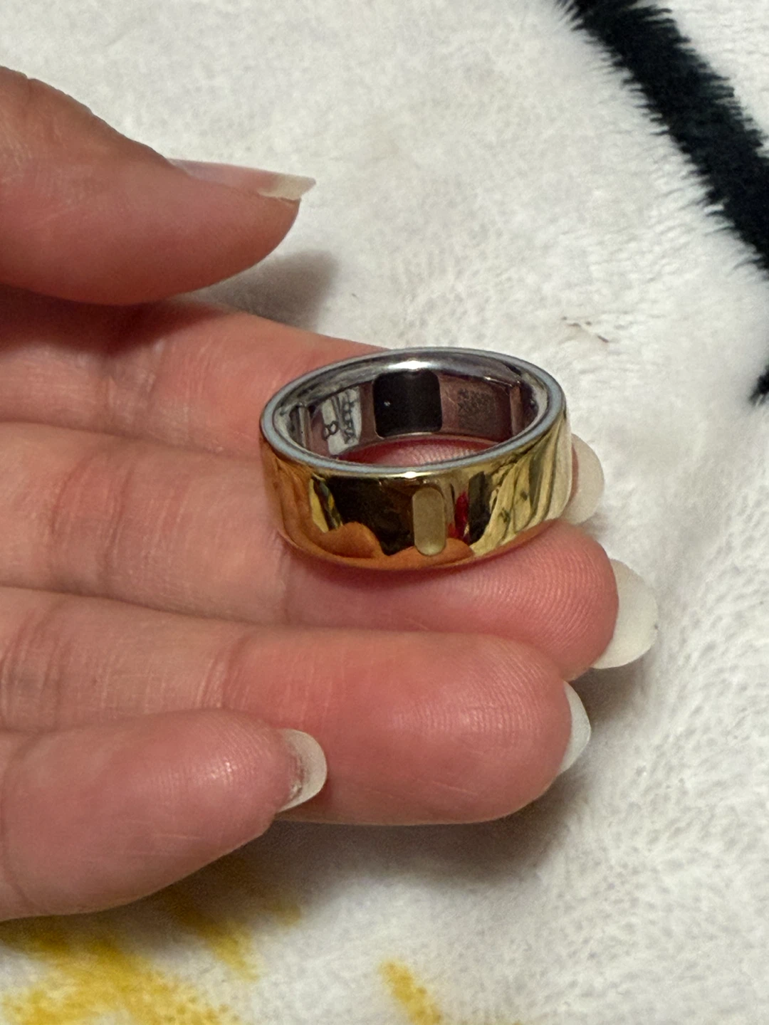 Oura Ring Gold Size 8