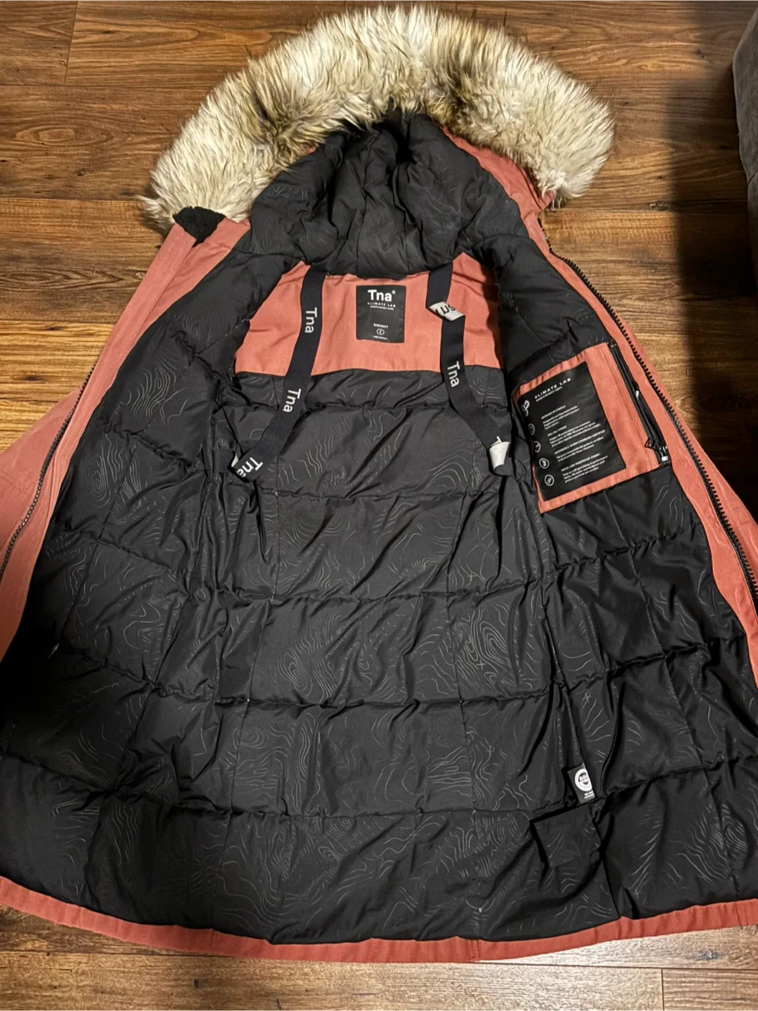 Tna Bancroft Climate Lab Parka - Size Small - photo 2