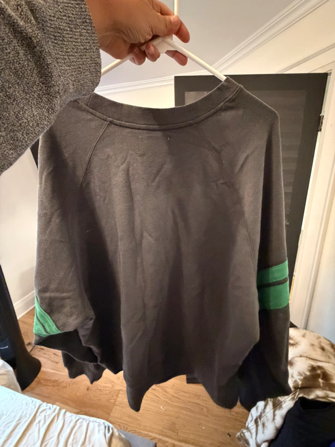 Old Navy Bon Voyage Sweatshirt - photo 2