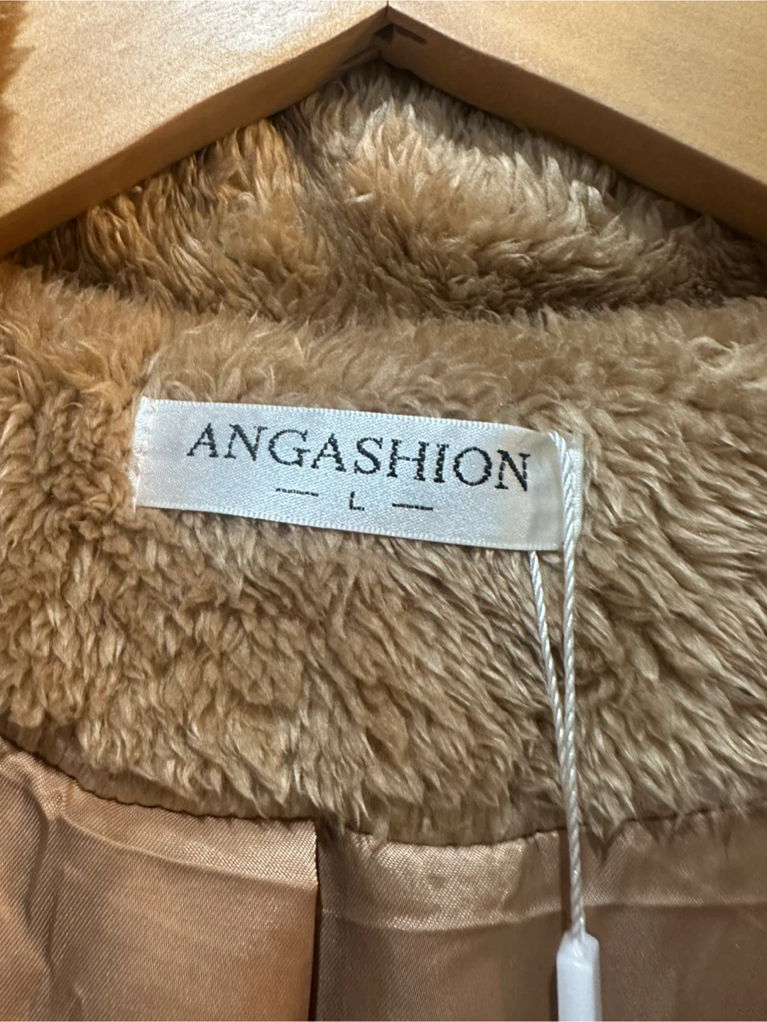 Angashion Tan Faux Fur Coat Size L - photo 3
