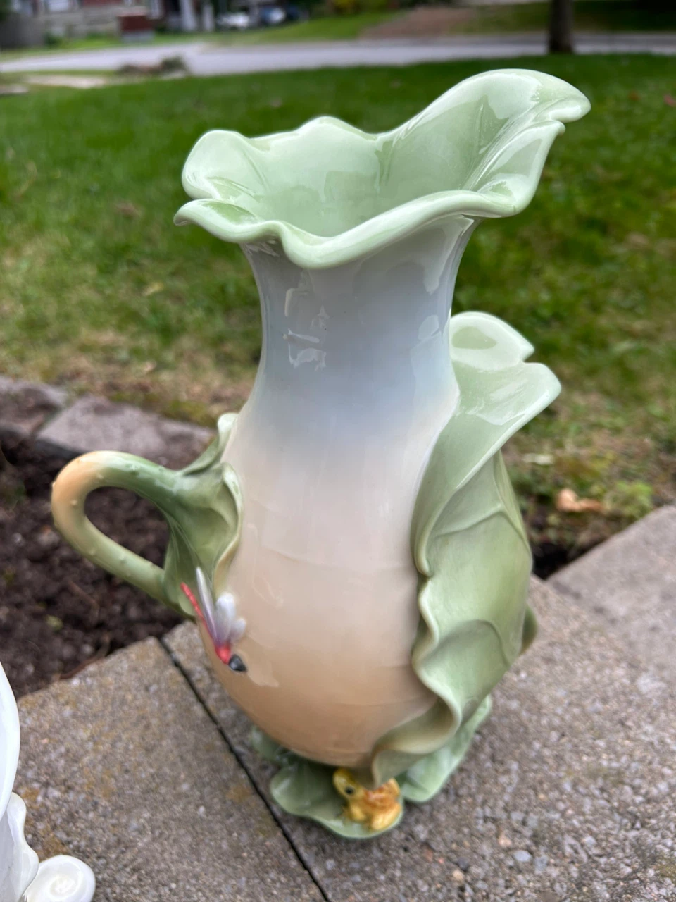 Two Decorative Porcelain Vases - photo 3