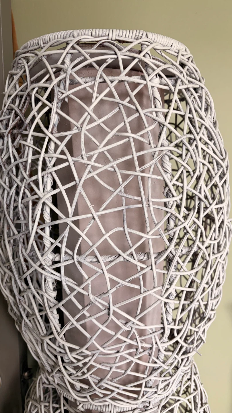 White Wicker Floor Lamp - photo 2