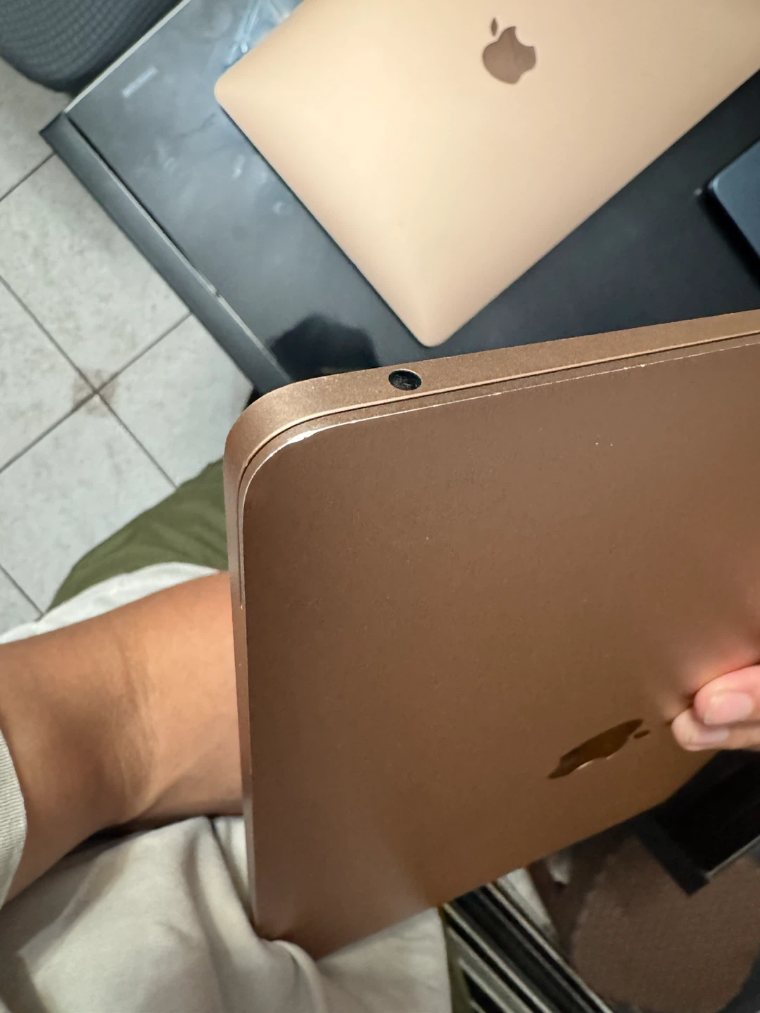 MacBook Air 2019 - i5 8gb Ram 256gb Storage