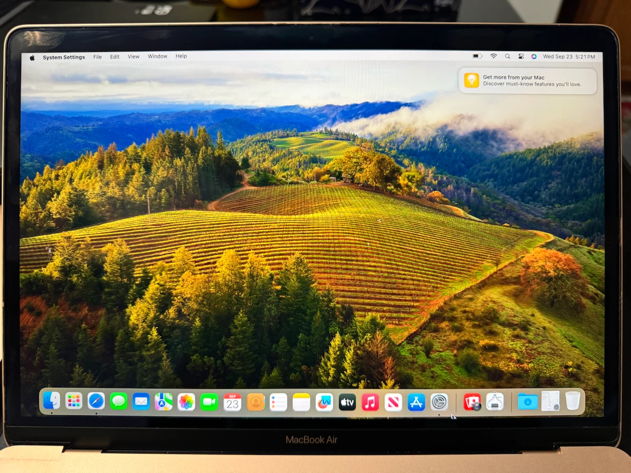 MacBook Air 2019 - i5 8gb Ram 256gb Storage - photo 3