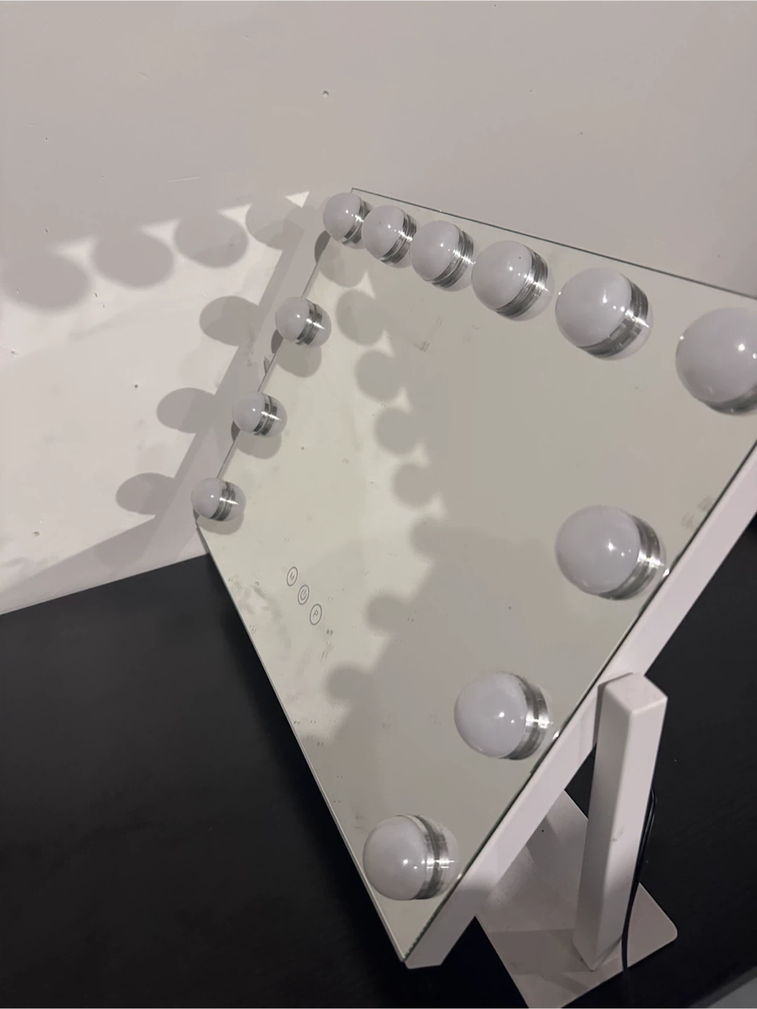 Lighted Vanity Mirror with LED Bulbs