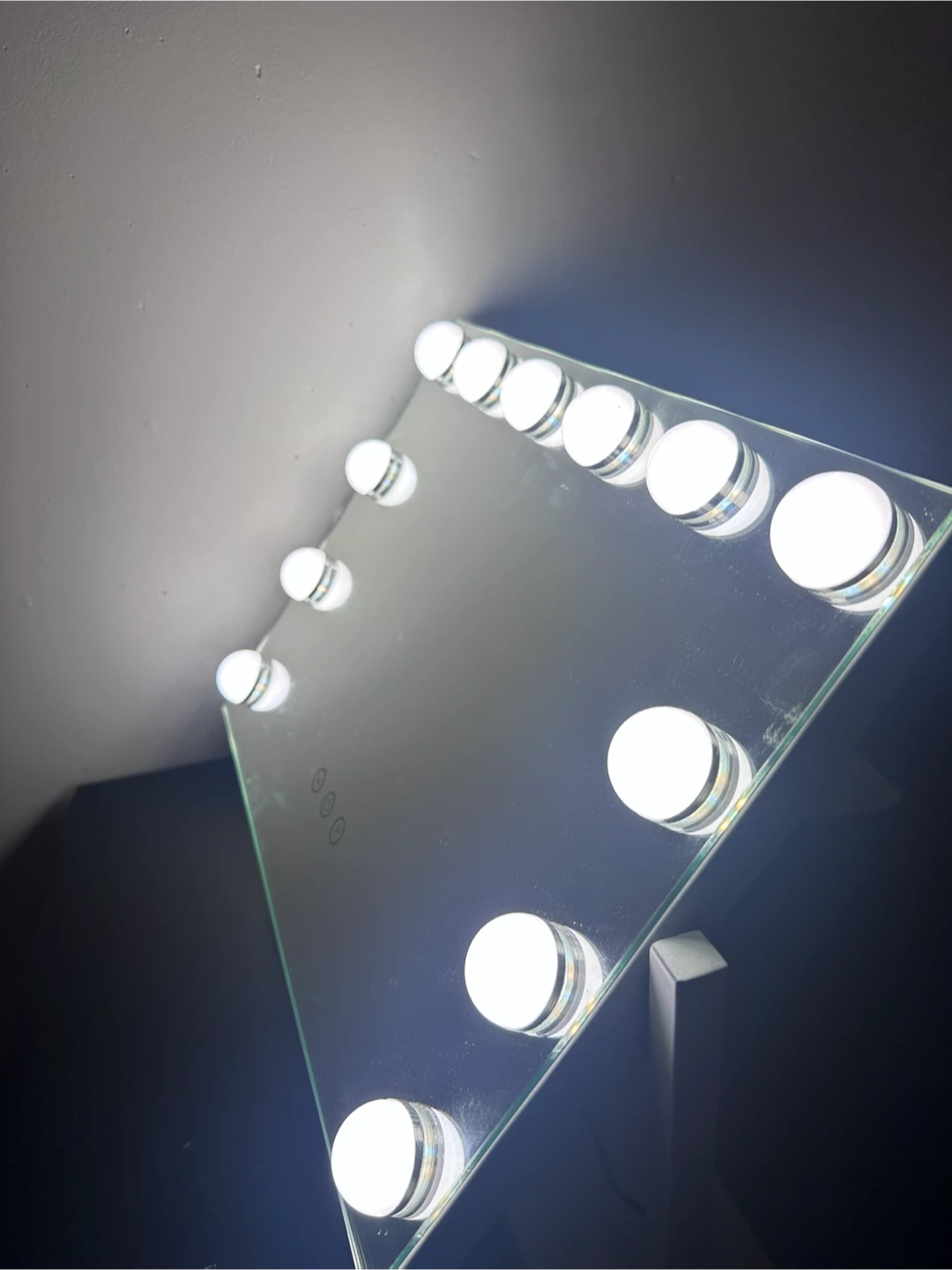 Lighted Vanity Mirror with LED Bulbs - photo 2