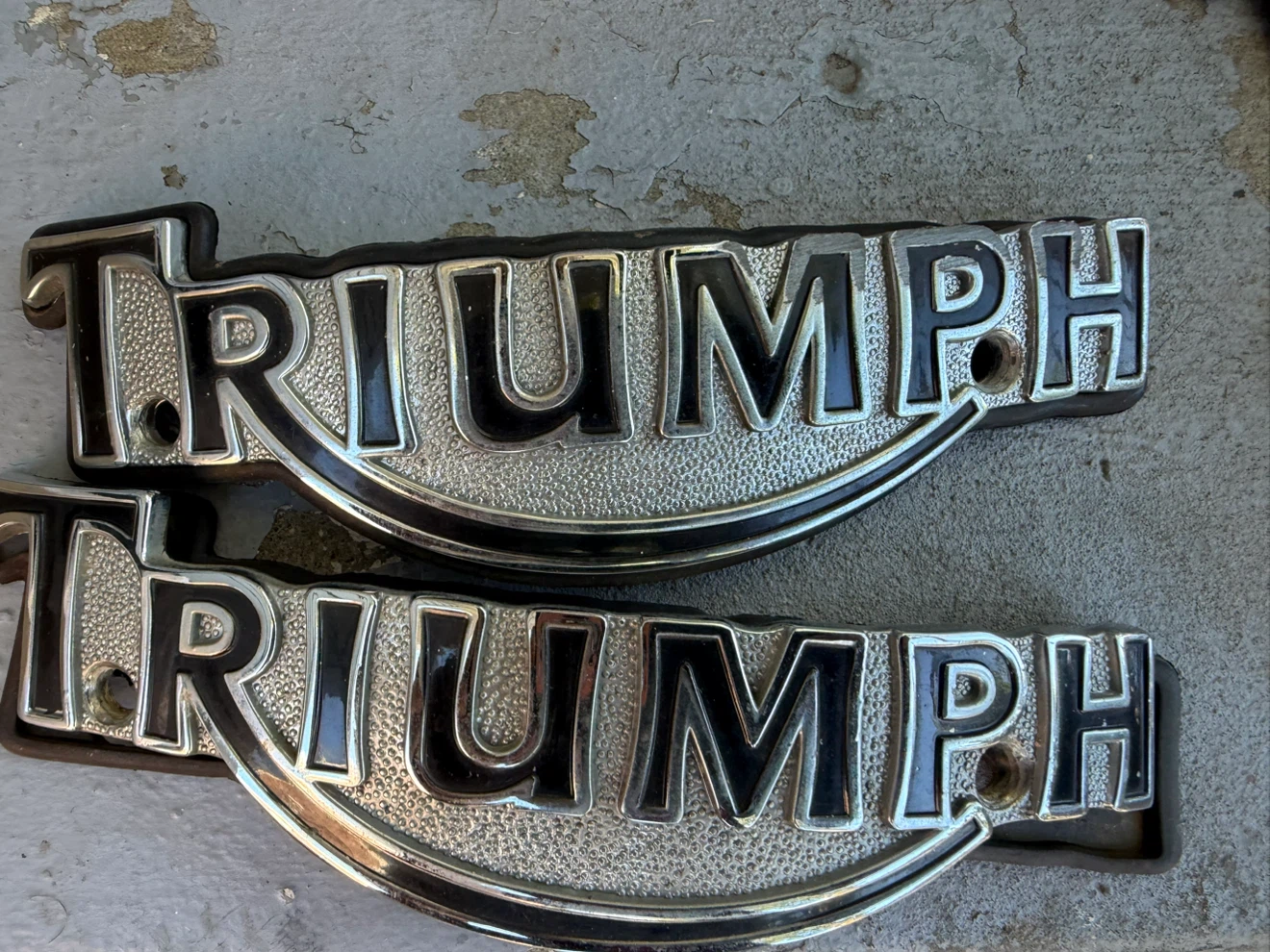 Set of Triumph Motorcycle Tank Badges - photo 4