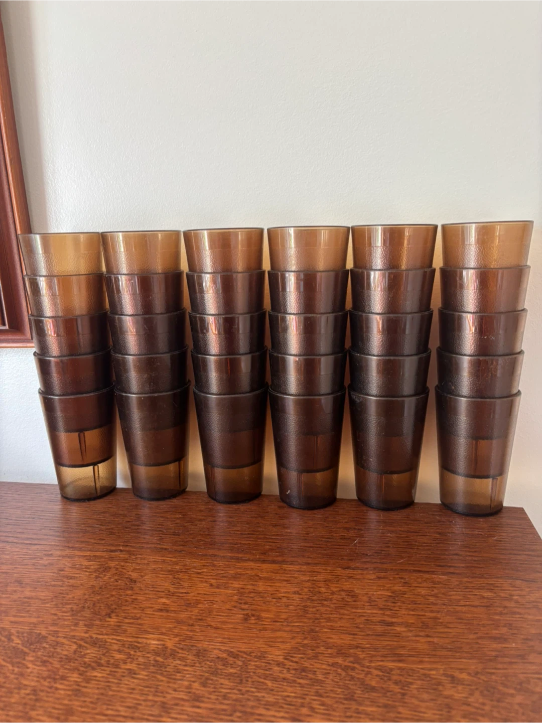 Vintage Set of 30 Cambro Tumblers - photo 3