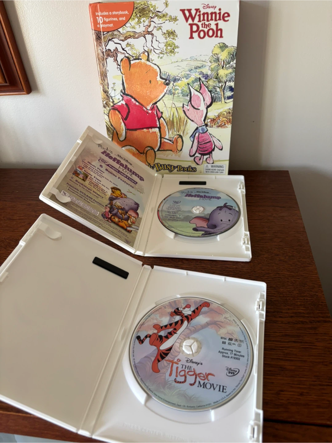 Winnie the Pooh My Busy Books and 2 Disney DVDs - photo 5