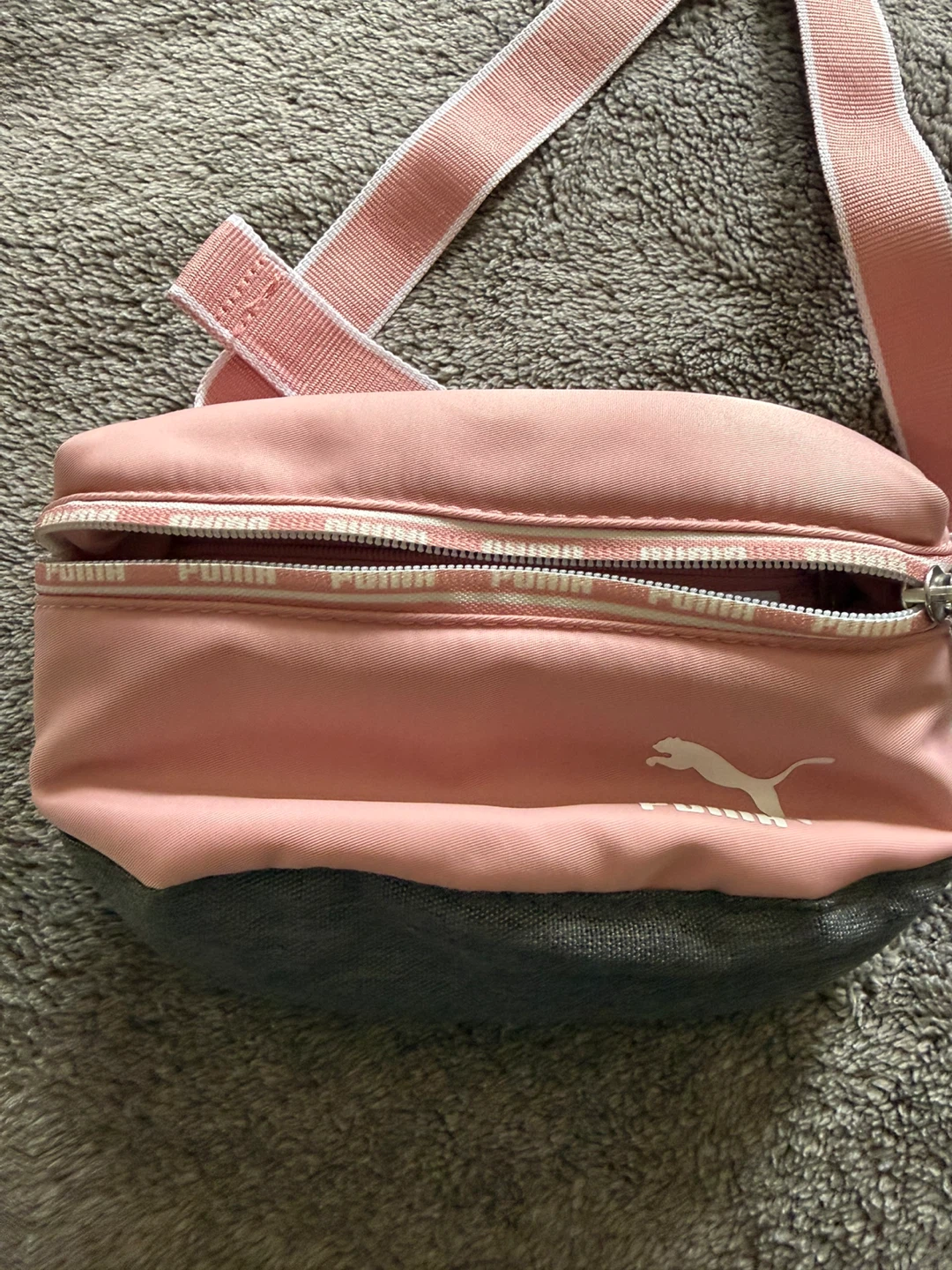Set of Three Small Crossbody Bags - photo 2