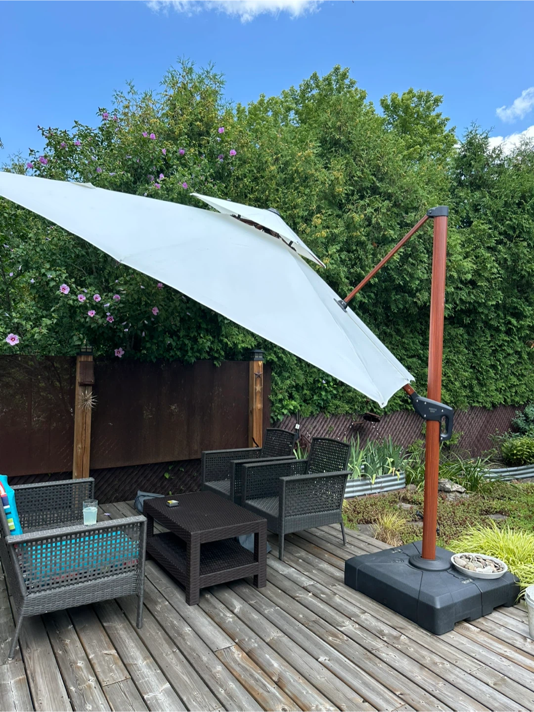 Purple leaf 10’ cantilever umbrella and base. - photo 2