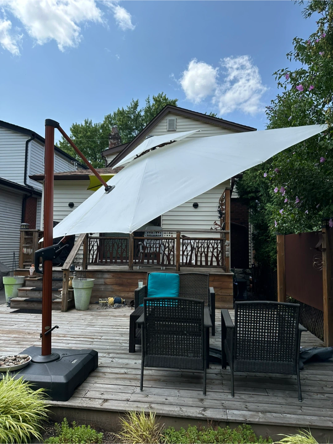 Purple leaf 10’ cantilever umbrella and base. - photo 3