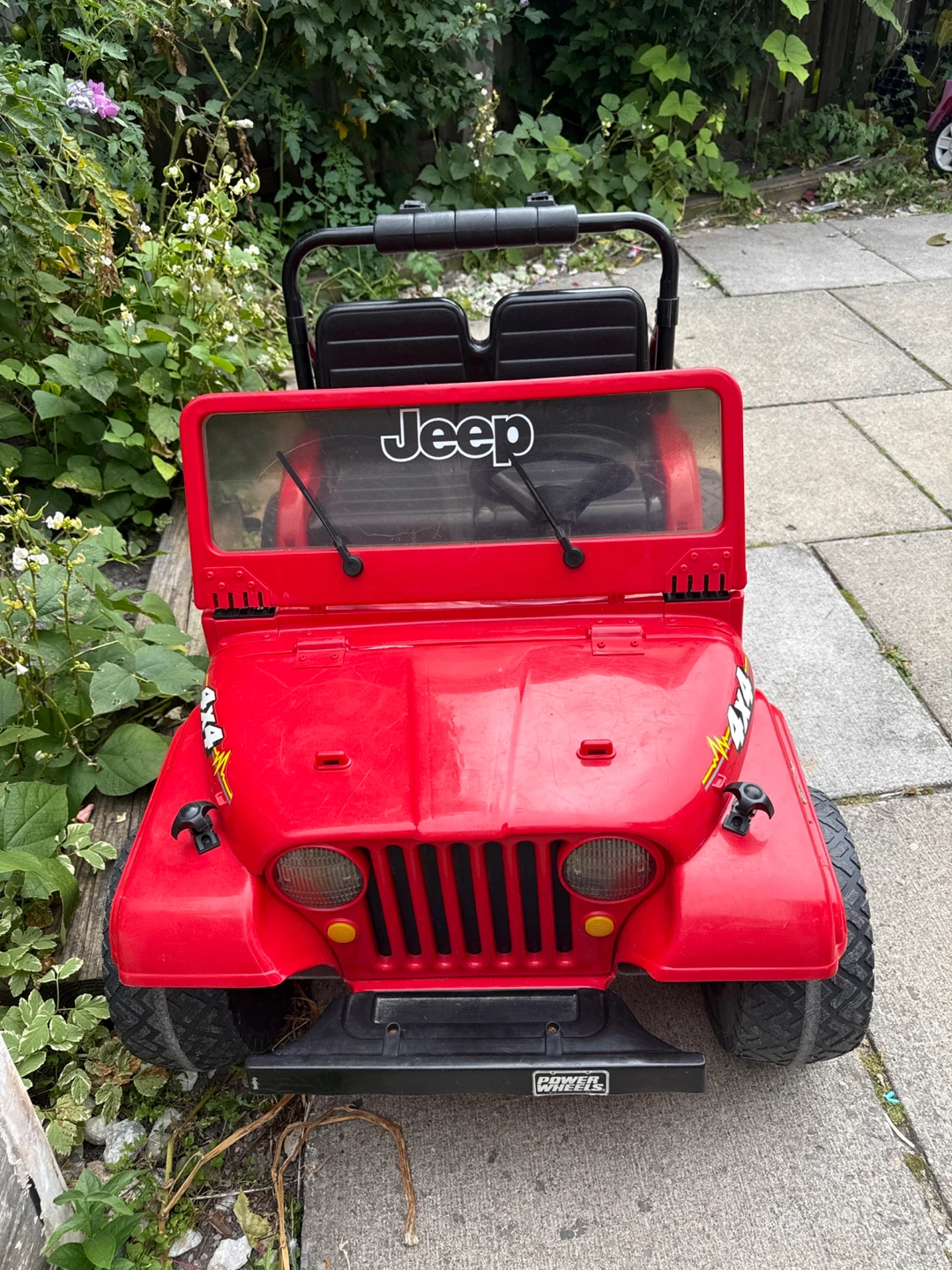 Power Wheels Jeep 4x4 Battery-Powered Ride-On - photo 2