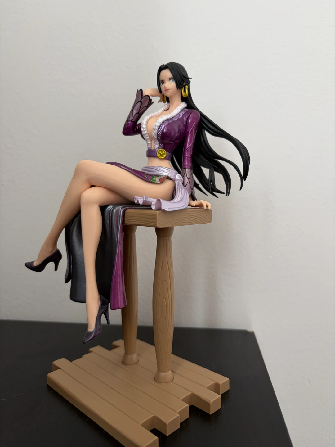 One Piece Boa Hancock and Nami Figures - photo 4