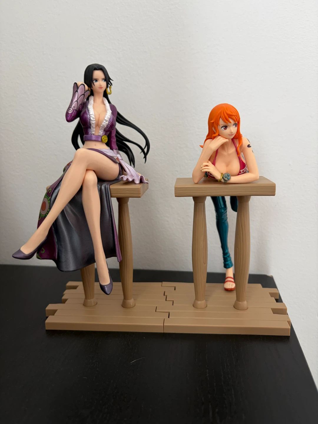 One Piece Boa Hancock and Nami Figures - photo 5