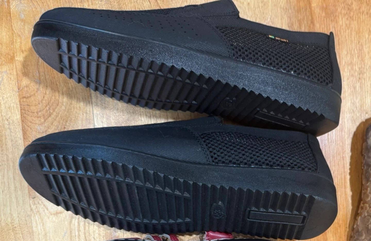 Size 10 Men’s sport Black Mesh Slip-on Shoes - photo 2