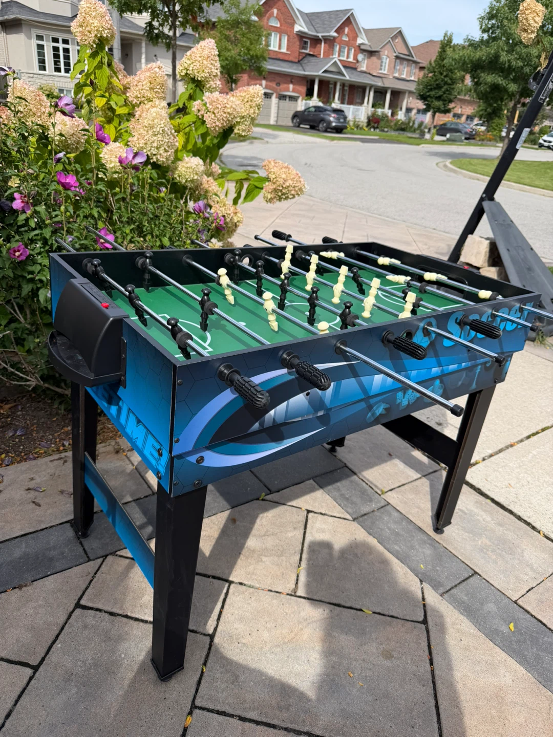 2-in one game table - foosball n pool