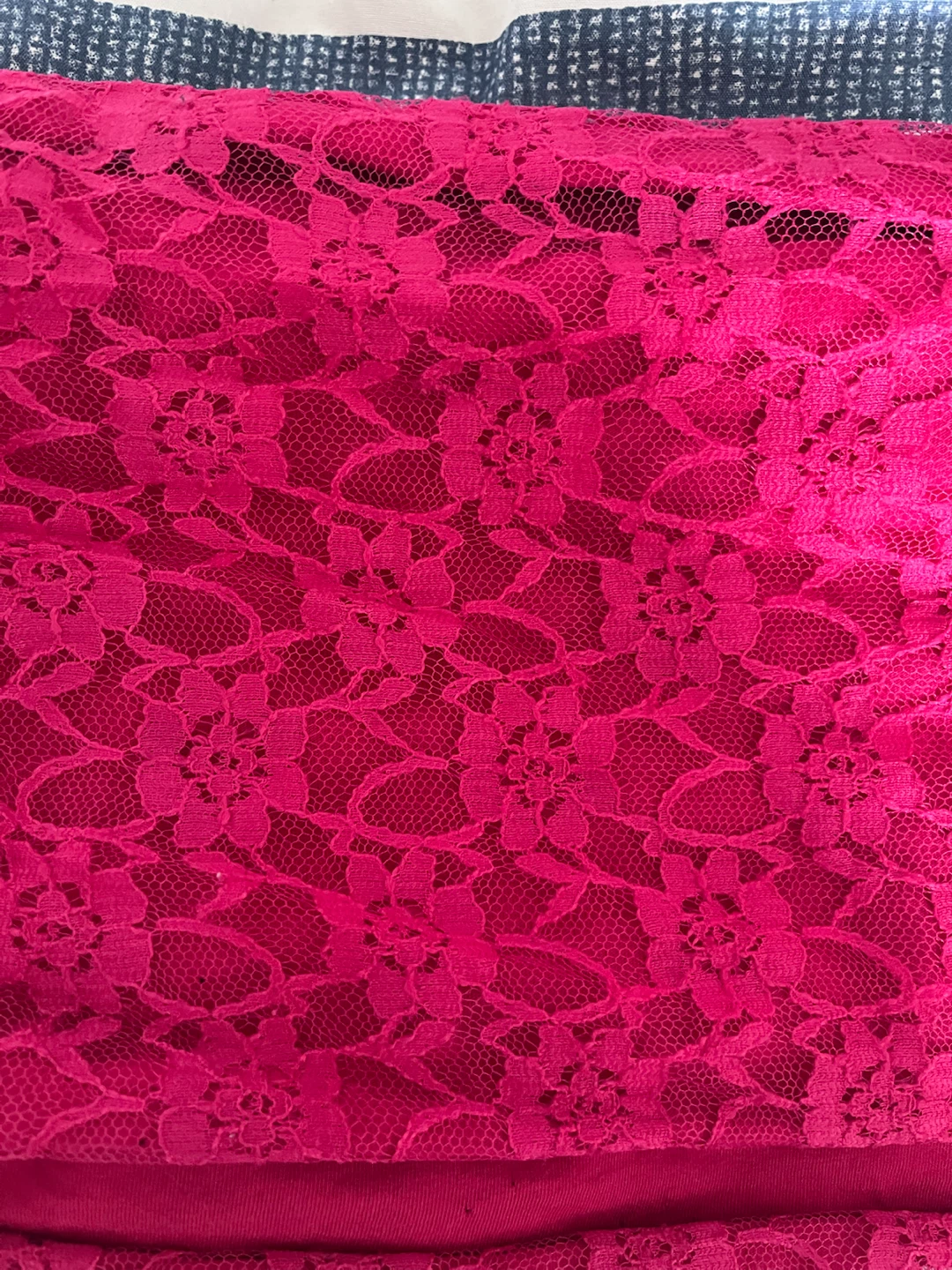 Bright Pink Lace Overlay scarf - photo 2