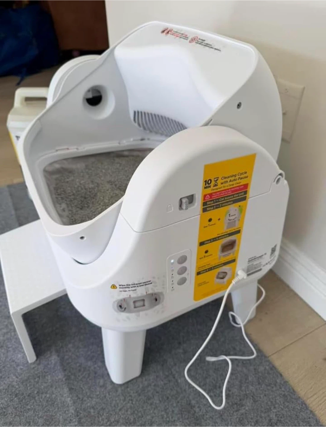 PetPivot AutoScooper 12 Lite Self-Cleaning Litter Box