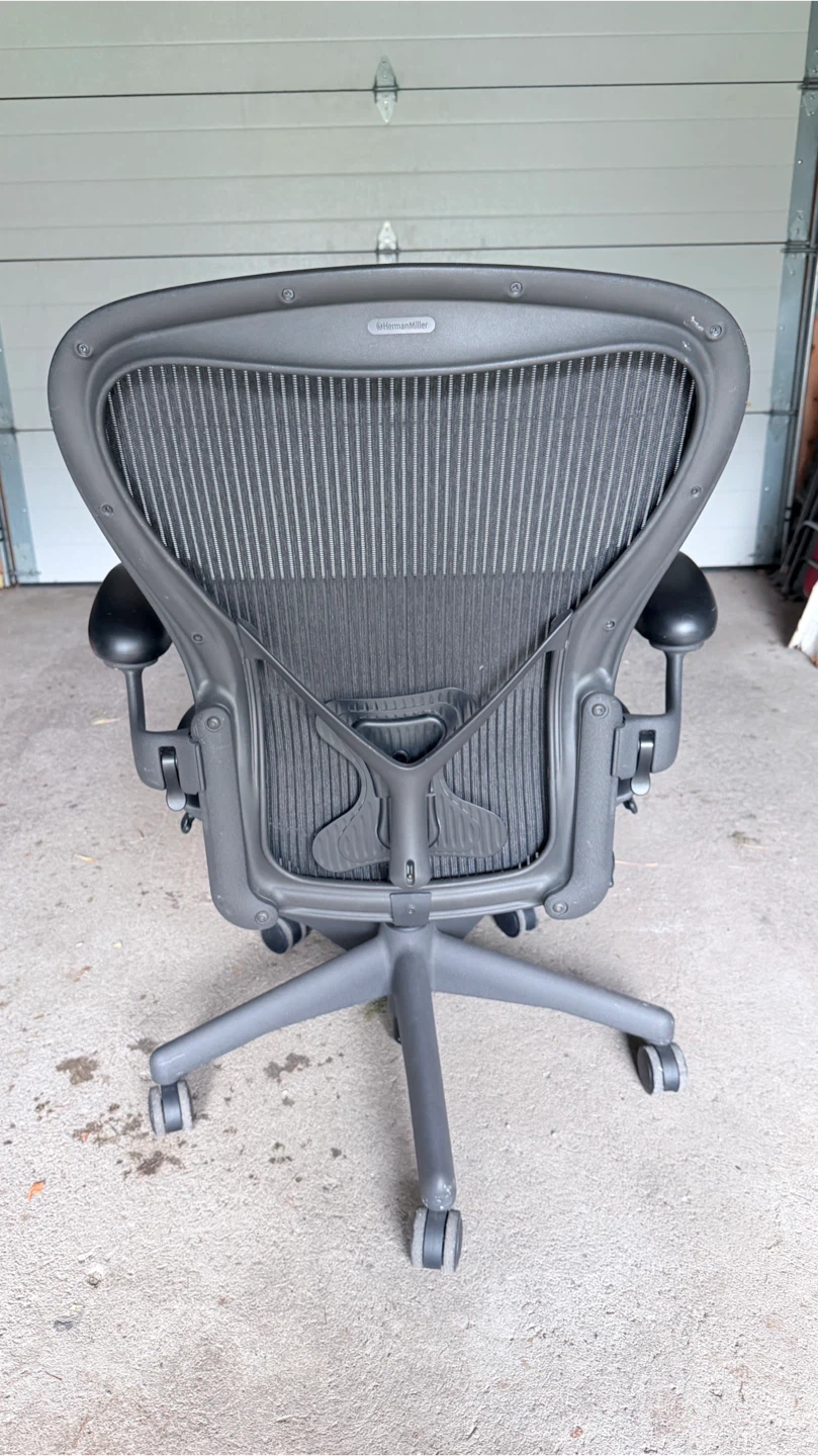 Herman Miller Aeron Office Chair size C lift does not work - photo 5