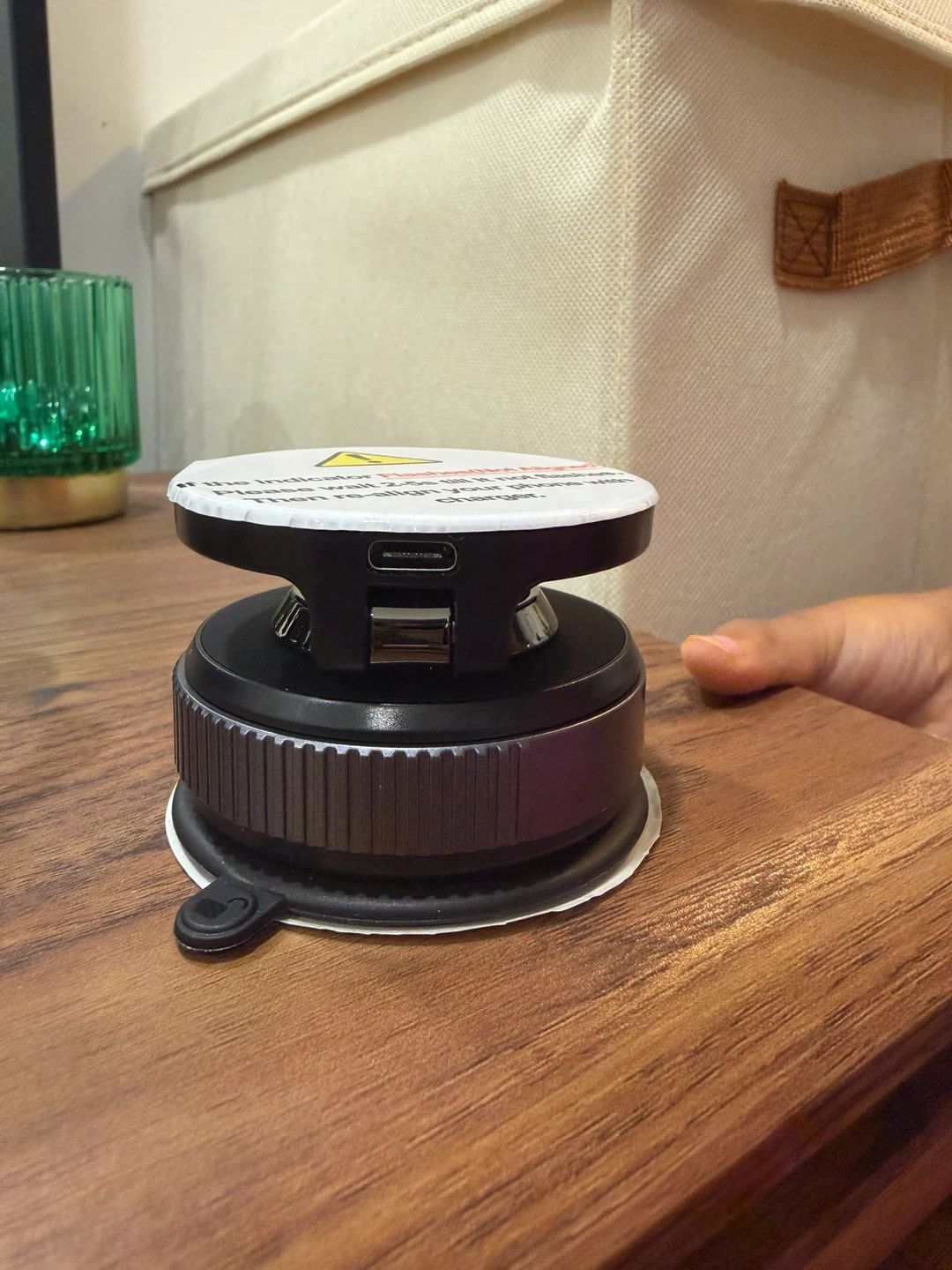 WEKEFON Vacuum Suction Wireless Car Phone Holder - photo 3