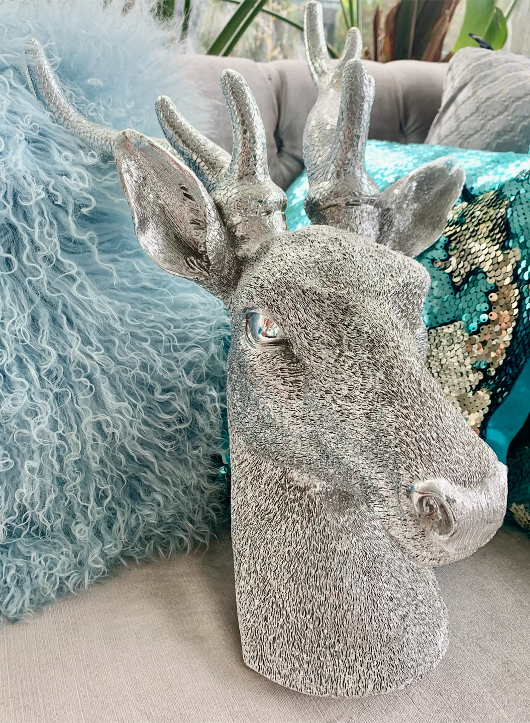Deer head, silver Luxe new wall mount ornament